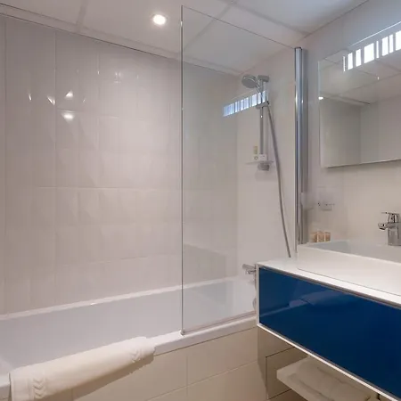 Le Rive Droite & 4* Lourdes