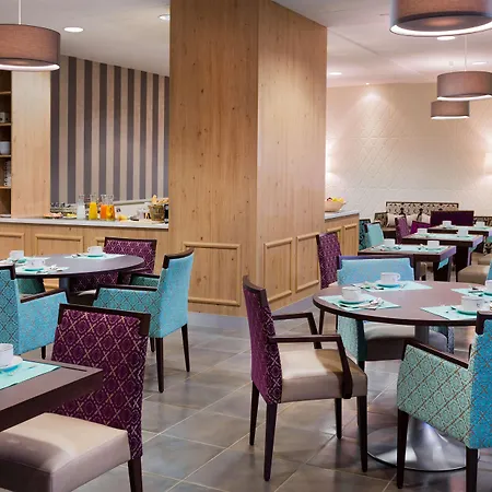 Le Rive Droite & Hotel 4*