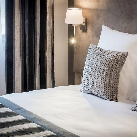 Ξενοδοχείο Le Rive Droite & 4*