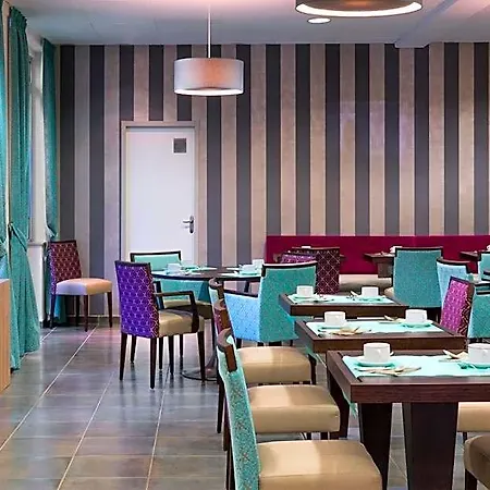 Le Rive Droite & 4* Lurdy