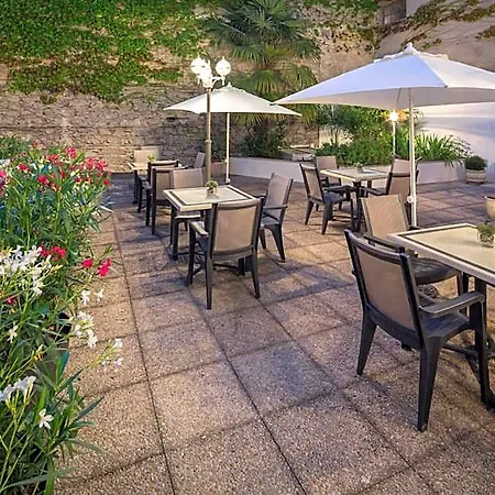 Le Rive Droite & 4*