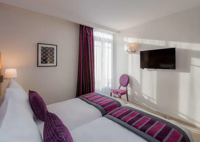Hotel Le Rive Droite & Lourdes