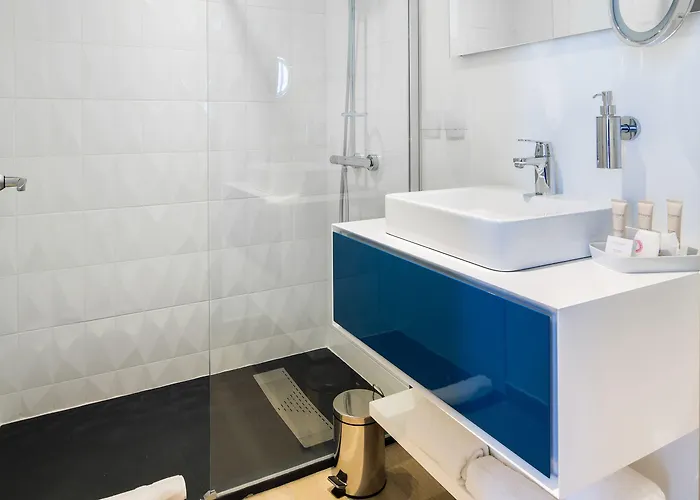 Hotel Le Rive Droite & Lourdes