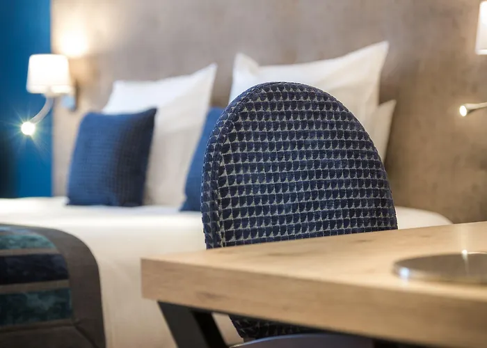 Le Rive Droite & Hotel Lourdes